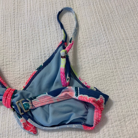 (2) bikini tops - light blue, floral - Picture 14 of 15